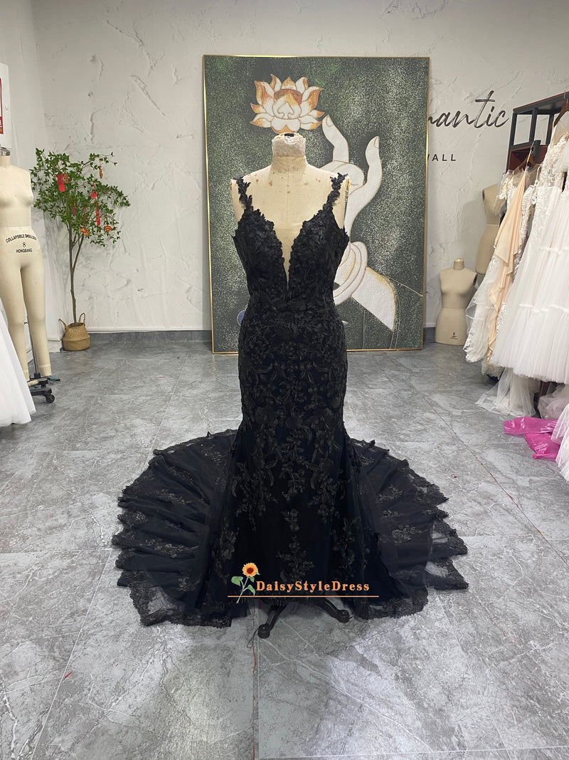 Mermaid Black Lace Wedding Dress