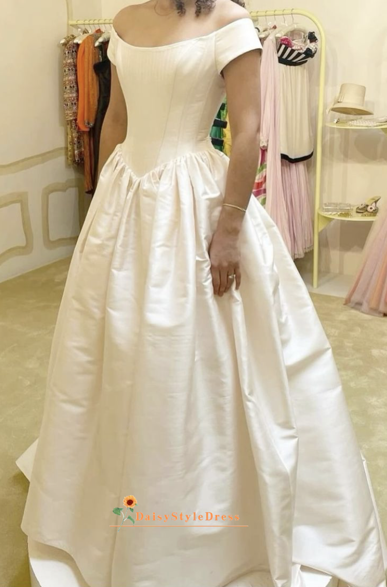 short sleeve wedding dress