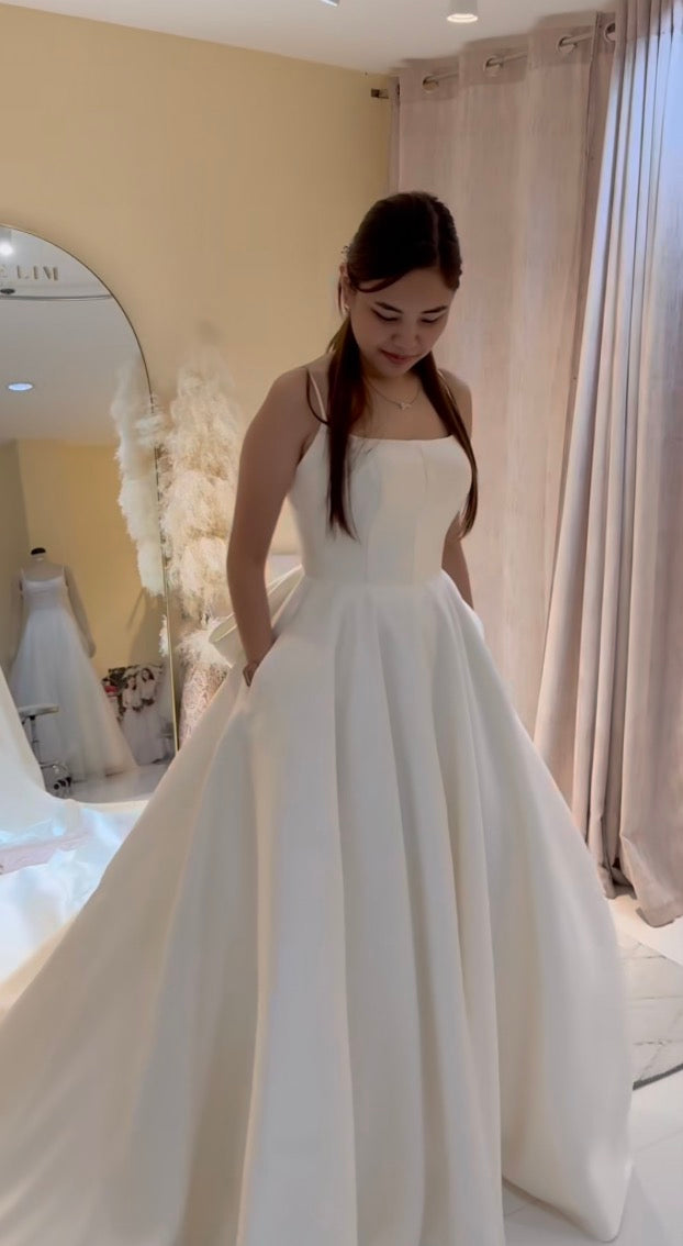 ball gown wedding dress