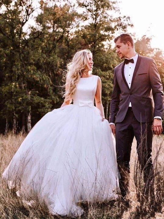 ball gown wedding dress